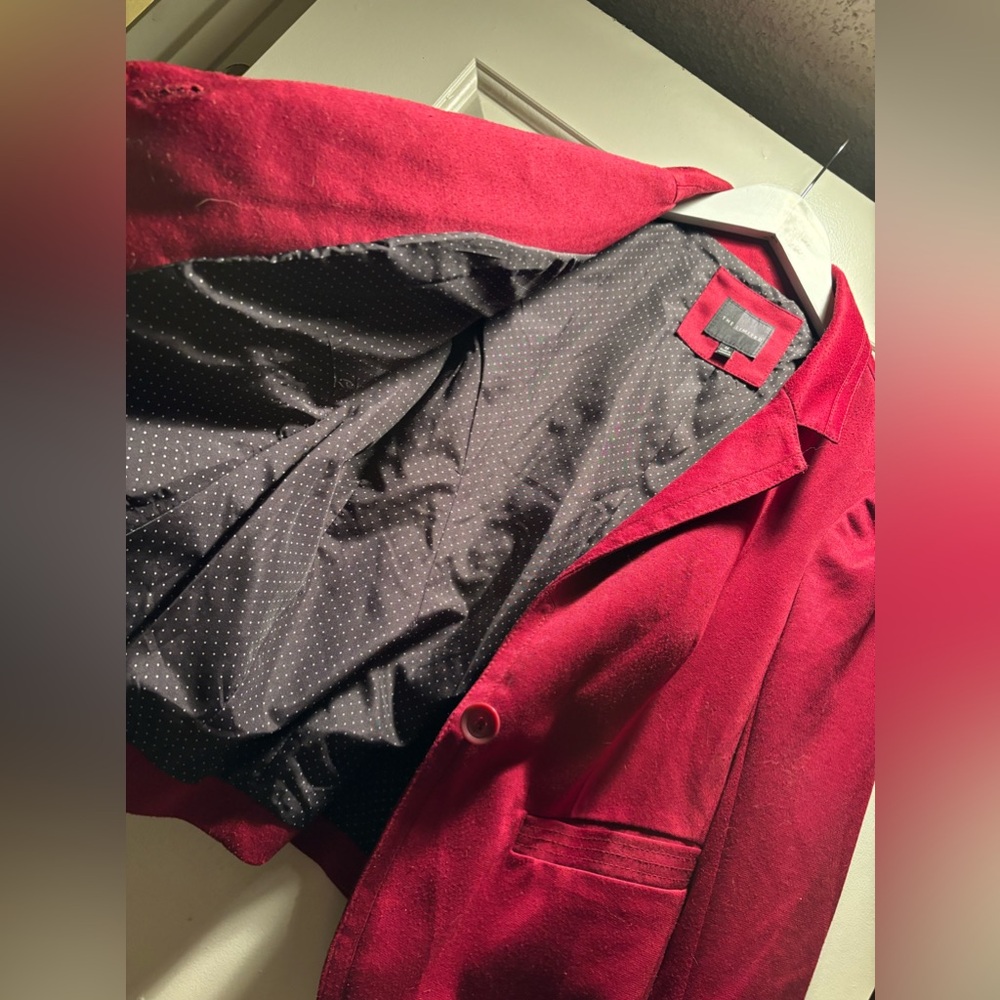 Fitted Raspberry Express Blazer - Picture 4 of 4